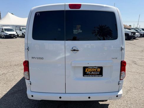 Used 2021 Nissan NV200 SV w/ Back Door Glass Package FWD image 7
