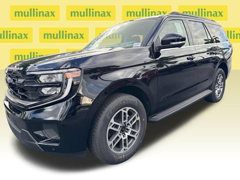 New 2026 Ford Expedition Active RWD image 17