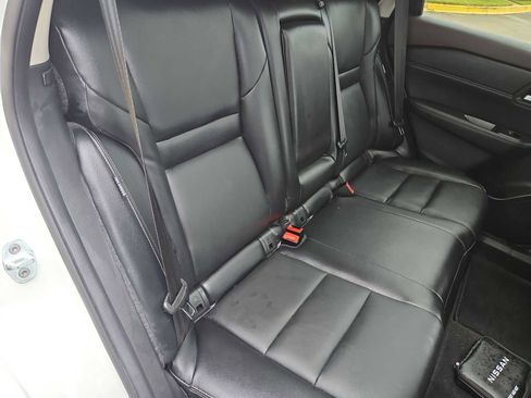 Used 2023 Nissan Rogue SL AWD/4WD image 40