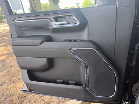 Used 2022 Chevrolet Silverado 1500 RST RWD image 16