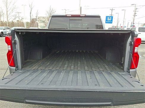 Used 2021 Chevrolet Silverado 1500 LT Trail Boss w/ Convenience Package II image 29