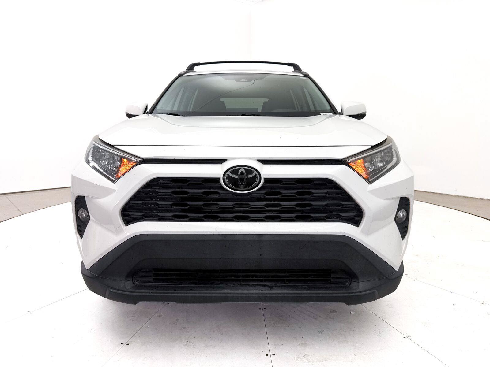 Used 2020 Toyota RAV4 XLE w/ Convenience Package FWD image 13