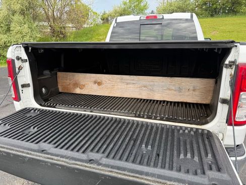 Used 2020 RAM 1500 Big Horn AWD/4WD image 5