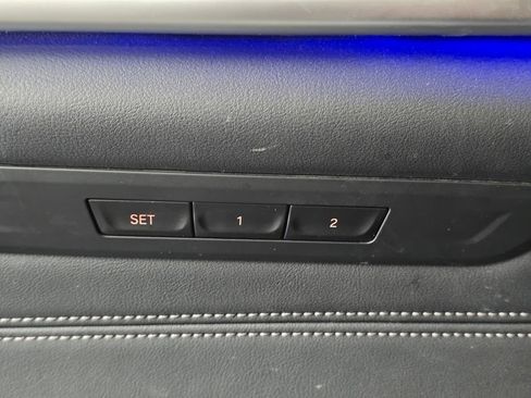 Used 2023 BMW M550i xDrive w/ Executive Package AWD/4WD image 14