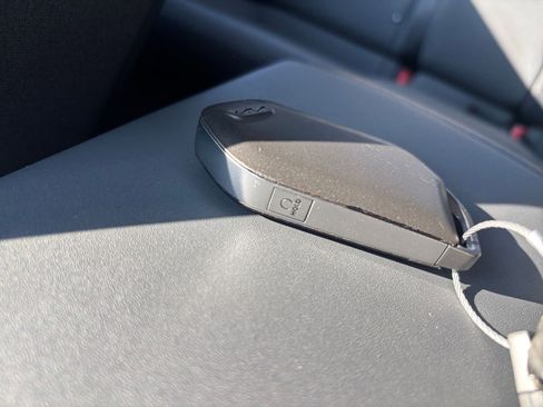 Used 2025 Kia K4 LXS image 23