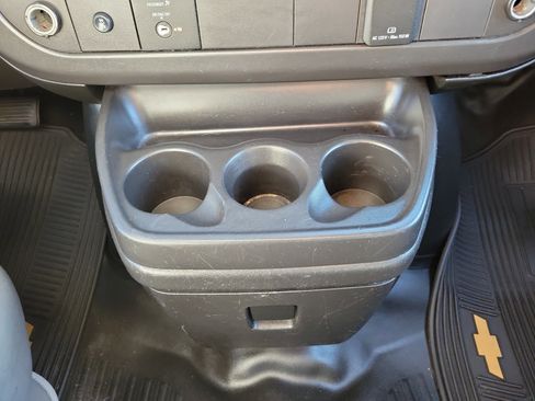 Used 2020 GMC Savana 2500 w/ Driver Convenience Package image 31