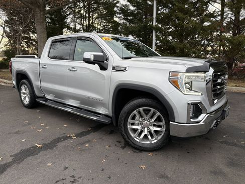 Used 2022 GMC Sierra 1500 SLT w/ SLT Premium Package image 2