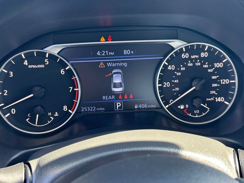 Used 2025 Nissan Altima 2.5 SV FWD image 41