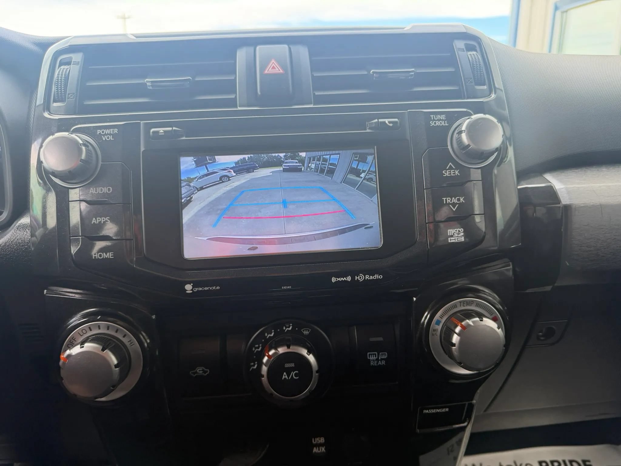 Used 2018 Toyota 4Runner TRD Off-Road AWD/4WD image 33