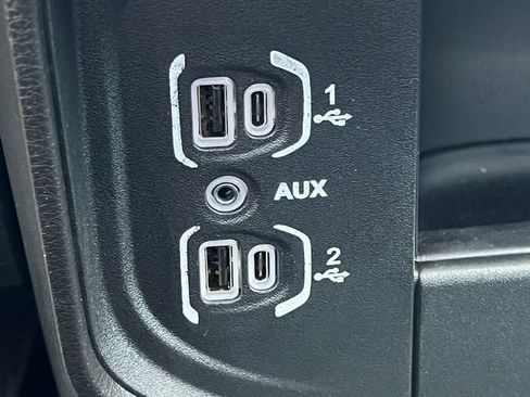 Used 2026 RAM 2500 Big Horn AWD/4WD image 27