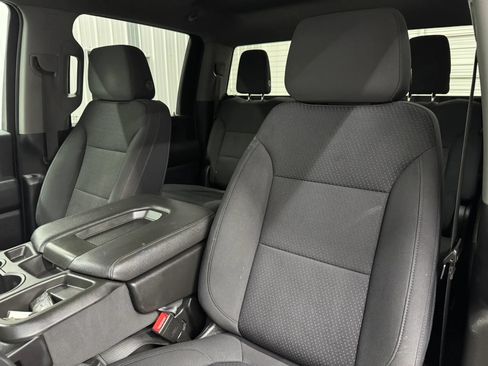 Used 2021 Chevrolet Silverado 2500 Custom w/ Custom Value Package AWD/4WD image 11