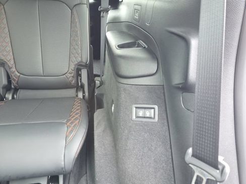Used 2025 Jeep Grand Cherokee L Summit AWD/4WD image 47