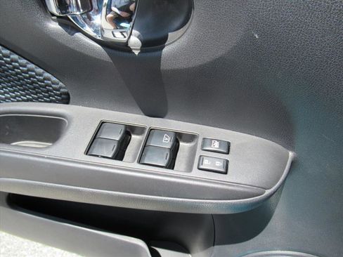 Used 2014 Nissan Versa Note SV w/ Convenience Package FWD image 20