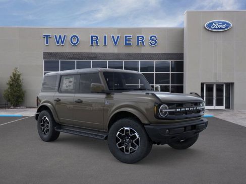 New 2026 Ford Bronco Outer Banks image 7