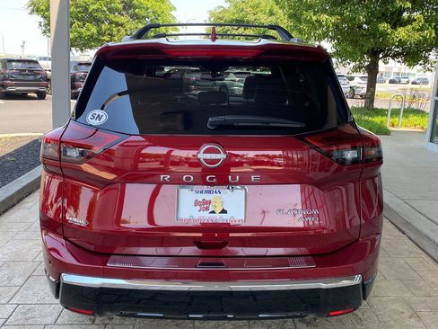 Used 2026 Nissan Rogue Platinum w/ Platinum Premium Package AWD/4WD image 6