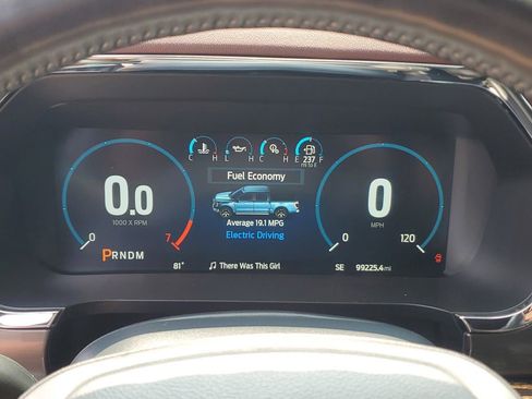 Used 2023 Ford F150 Lariat w/ Equipment Group 502A High image 23