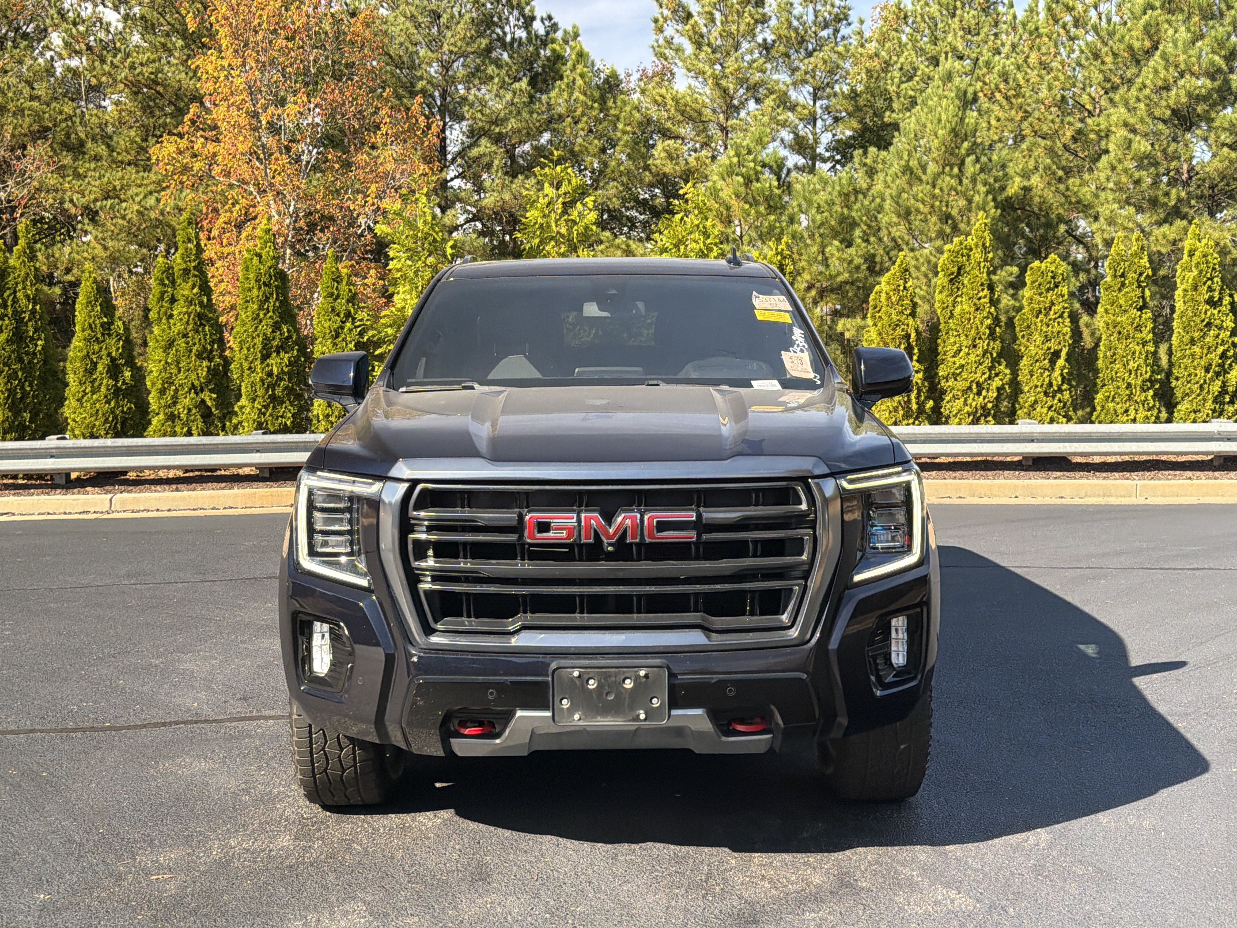 Used 2021 GMC Yukon XL AT4 w/ Rear Media and Nav Package AWD/4WD image 10