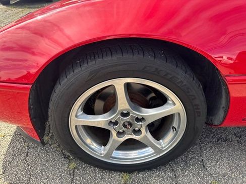 Used 1991 Chevrolet Corvette Convertible image 30