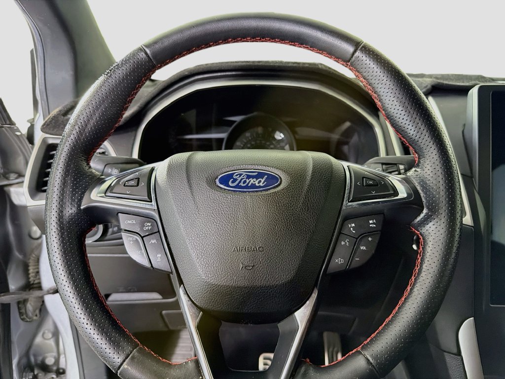 Used 2021 Ford Edge ST-Line FWD image 15