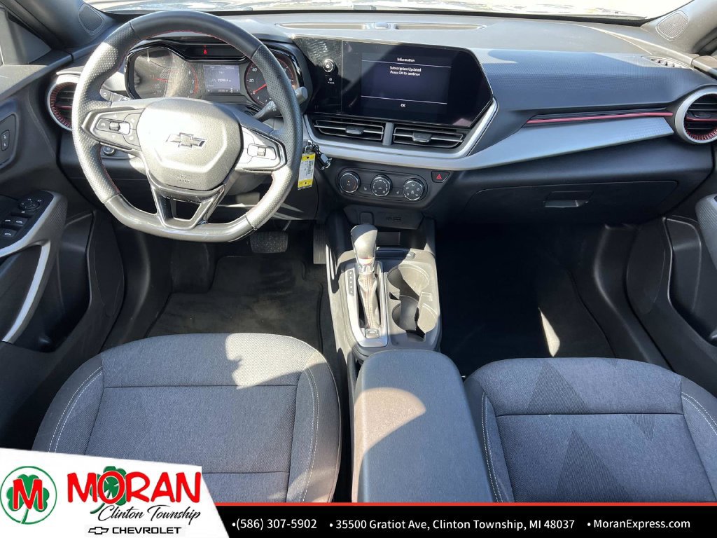 Used 2024 Chevrolet Trax RS w/ Driver Confidence Package FWD image 14
