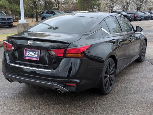 Used 2022 Nissan Altima 2.5 SR w/ Midnight Edition Package image 7