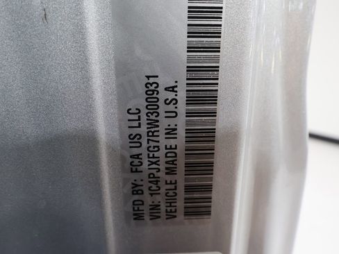 Used 2024 Jeep Wrangler Unlimited Rubicon image 31