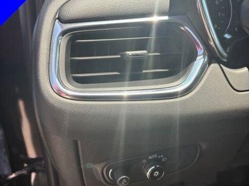Used 2023 Chevrolet Equinox LT AWD/4WD image 12