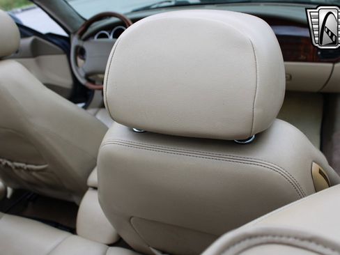 Used 2003 Jaguar XK8 Convertible image 12