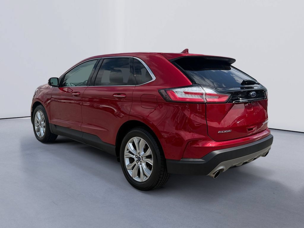 Used 2020 Ford Edge Titanium w/ Equipment Group 301A AWD/4WD image 5