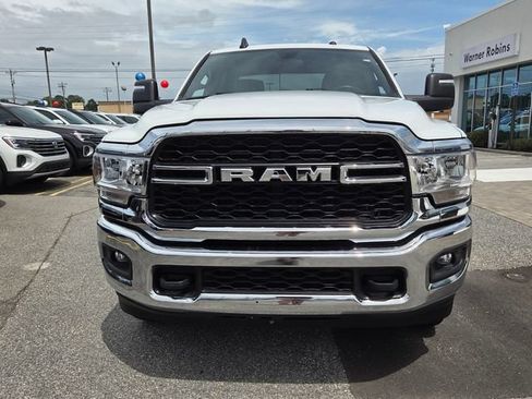Used 2024 RAM 2500 Tradesman w/ Chrome Appearance Group AWD/4WD image 2