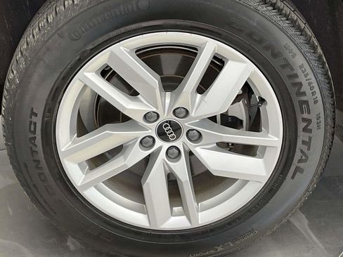 Certified 2024 Audi Q5 2.0T Premium w/ Convenience Package image 13