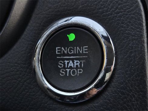 Used 2020 Ford Fusion SE w/ Equipment Group 151A image 27