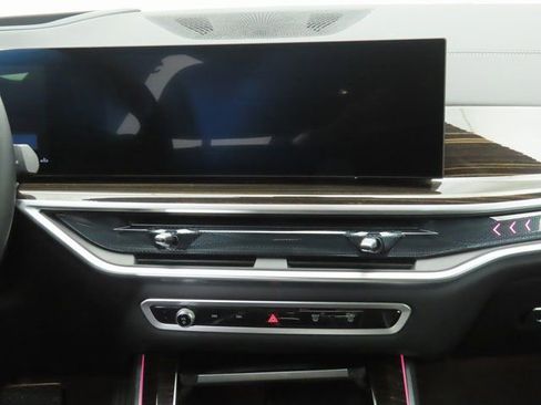 Used 2025 BMW X5 xDrive40i image 14