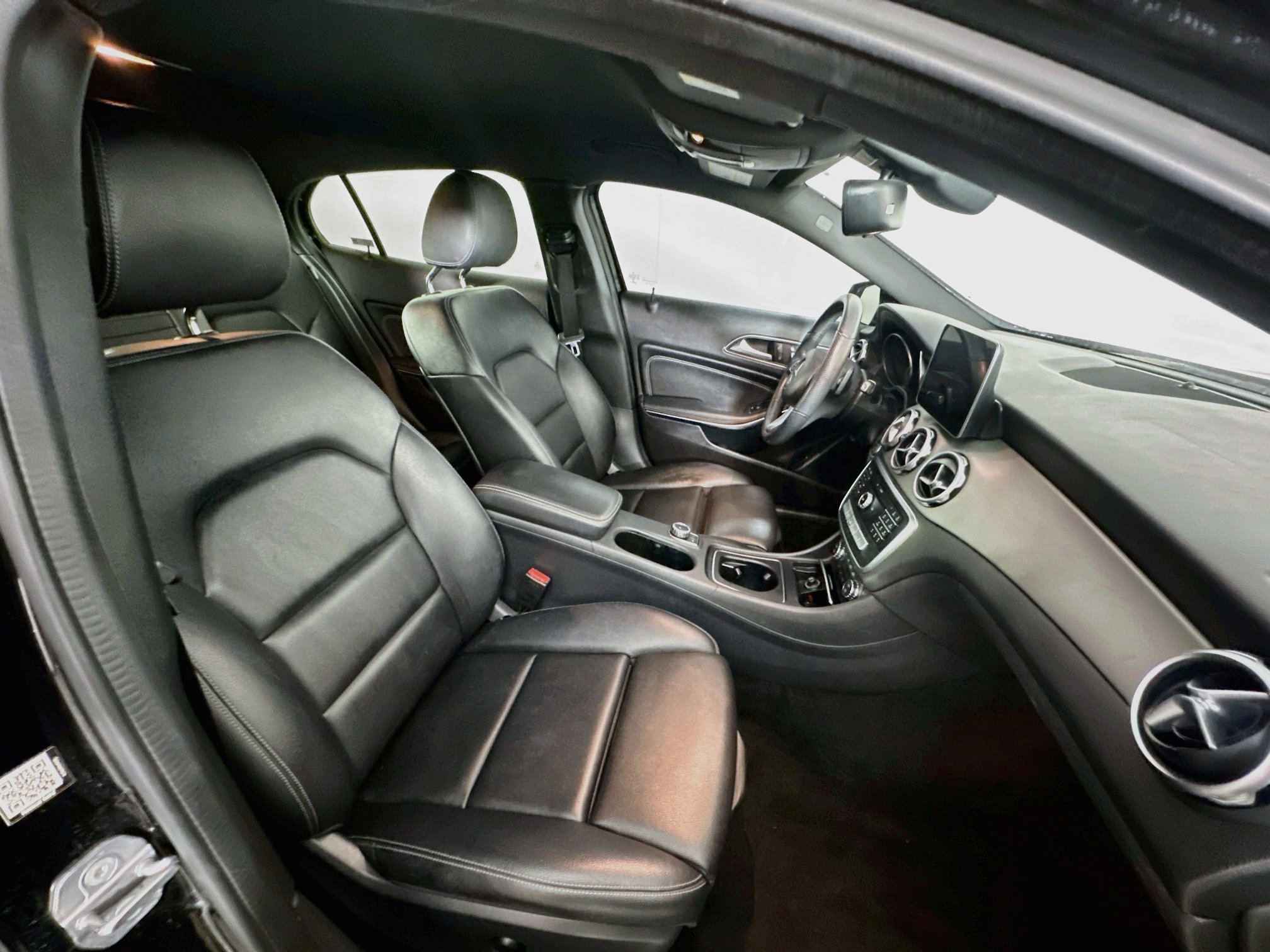 Used 2020 Mercedes-Benz GLA 250 image 30