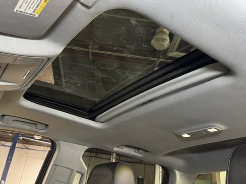 Used 2015 GMC Sierra 3500 Denali image 36