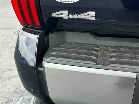 New 2026 Toyota Tundra Limited AWD/4WD image 40