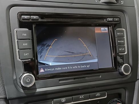 Used 2014 Volkswagen Jetta TDI FWD image 24
