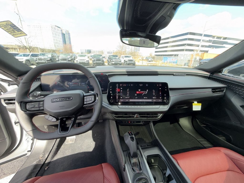 Used 2026 Dodge Charger Scat Pack AWD/4WD image 19