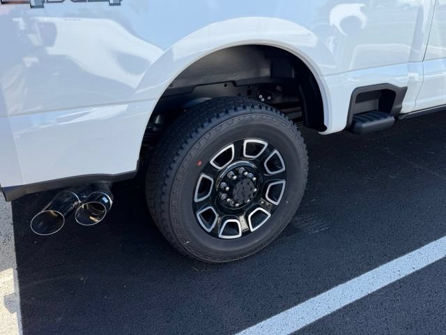 New 2026 Ford F350 Platinum w/ Snow Plow Prep Package AWD/4WD image 4