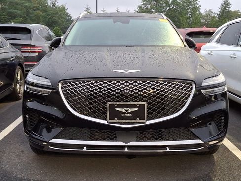 Certified 2024 Genesis GV70 2.5T w/ Advanced Package AWD/4WD image 3
