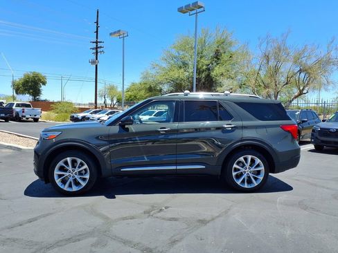 Used 2022 Ford Explorer Platinum w/ Equipment Group 601A AWD/4WD image 13