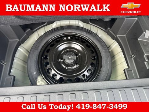 Used 2024 Chevrolet Equinox LS FWD image 41