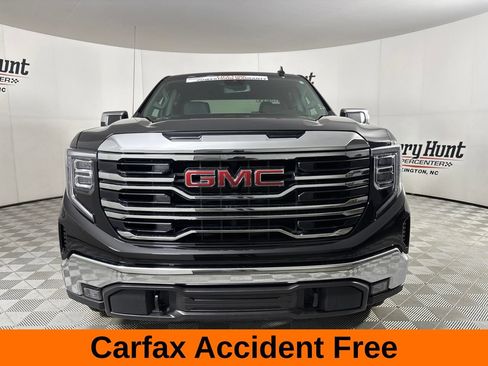 Used 2026 GMC Sierra 1500 SLT AWD/4WD image 3