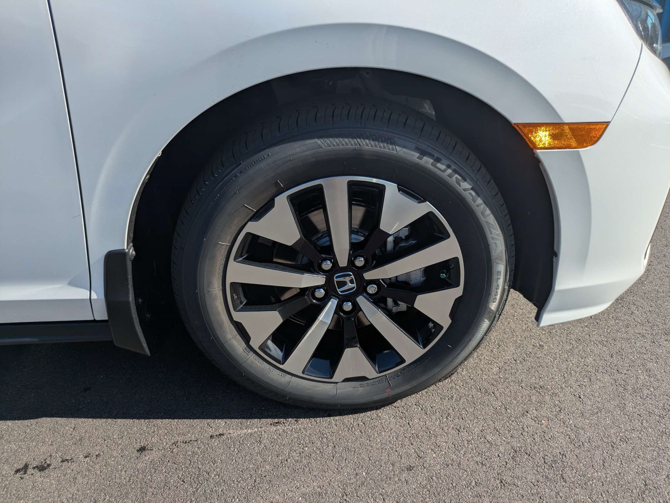 New 2027 Honda Odyssey EX-L image 15