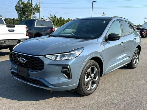 Used 2024 Ford Escape ST-Line w/ Tech Pack #1 AWD/4WD image 4