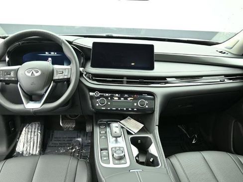 Certified 2025 INFINITI QX60 Luxe image 24