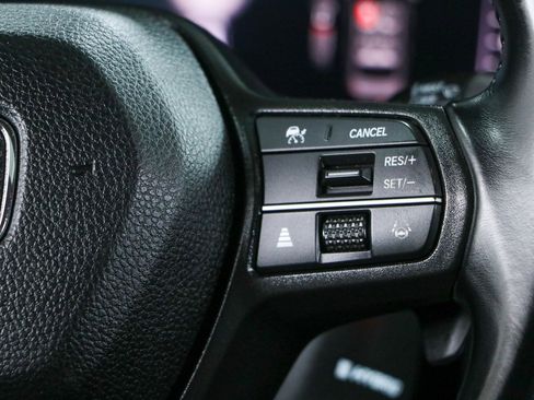 Used 2023 Honda Accord Sport image 14