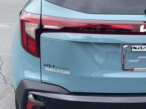 New 2026 Kia Seltos EX image 15