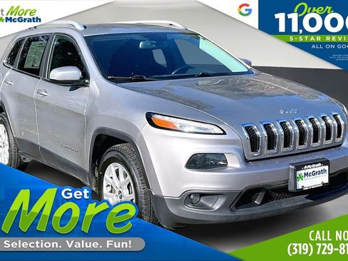 Used 2017 Jeep Cherokee Latitude w/ Cold Weather Group image 1