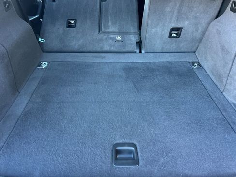 Used 2017 Audi Q5 2.0T Premium Plus w/ Technology Package image 16